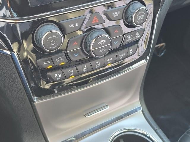 2021 Jeep Grand Cherokee Overland 4x2