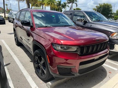 2023 Jeep Grand Cherokee L Altitude 4x2