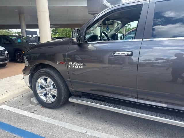 2018 RAM 1500 SLT 4x2 Crew Cab 5'7" Box