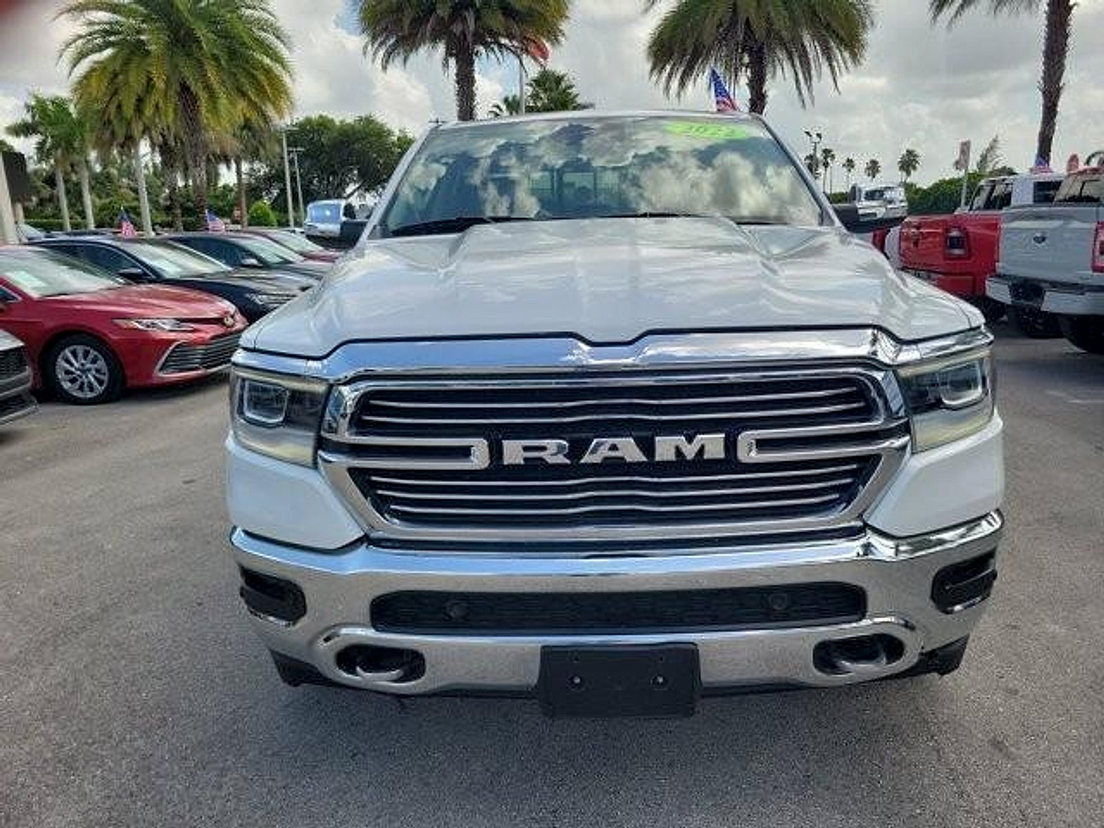 2022 RAM 1500 Laramie Crew Cab 4x4 5'7" Box
