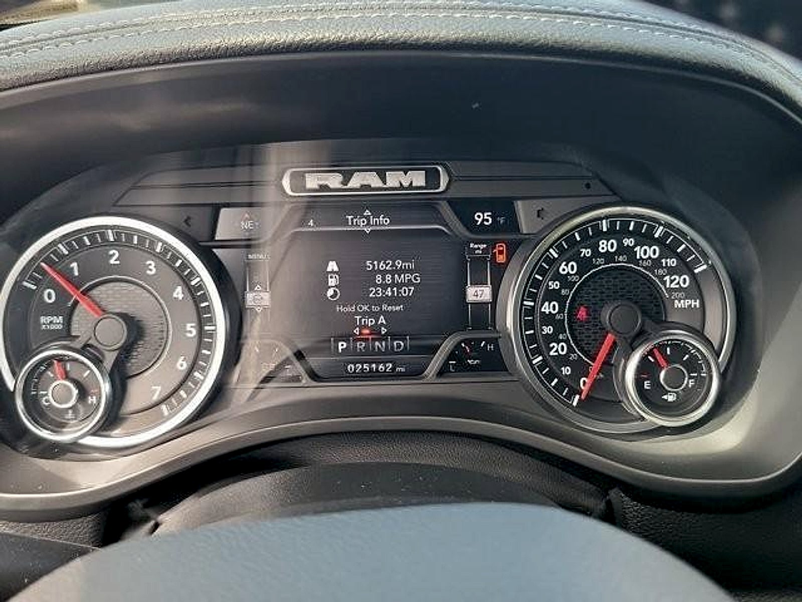 2022 RAM 1500 Laramie Crew Cab 4x4 5'7" Box