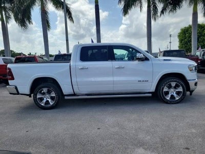 2022 RAM 1500 Laramie Crew Cab 4x4 5'7" Box