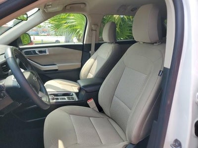 2024 Ford Explorer XLT RWD