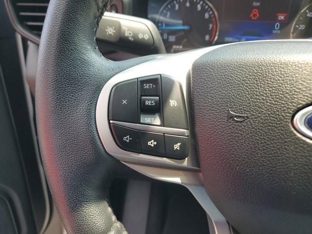 2024 Ford Explorer XLT RWD
