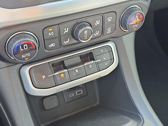 2023 GMC Acadia FWD SLT