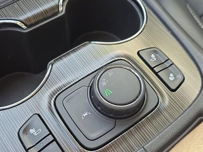 2023 GMC Acadia FWD SLT