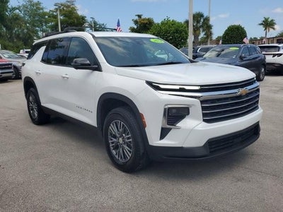 2024 Chevrolet Traverse LT w/1LT