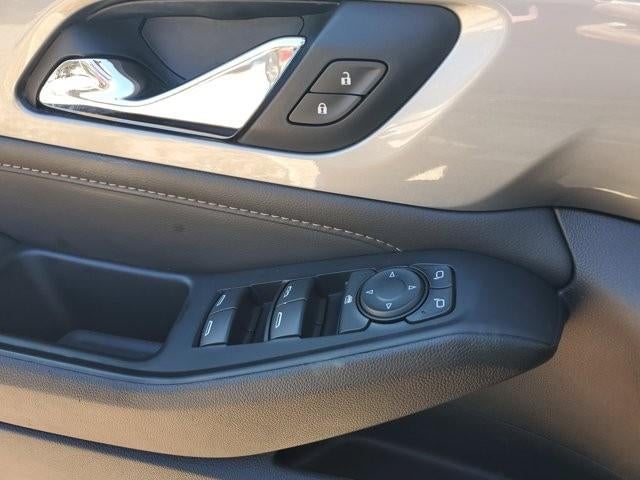 2021 Chevrolet Traverse FWD 2LT