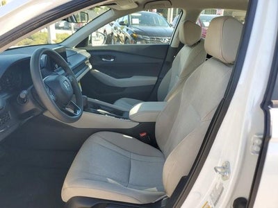 2025 Honda Accord Sedan LX CVT