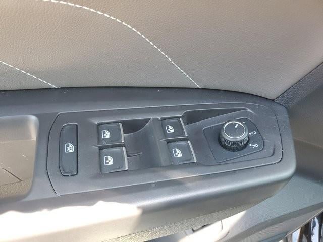 2023 Volkswagen Atlas 3.6L V6 SE w/Technology FWD