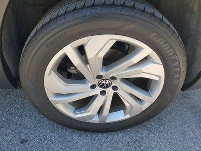 2023 Volkswagen Atlas 3.6L V6 SE w/Technology FWD