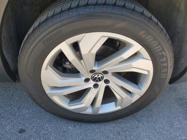 2023 Volkswagen Atlas 3.6L V6 SE w/Technology FWD