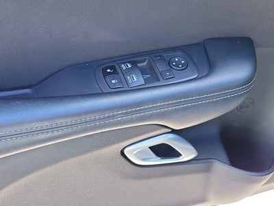 2022 Dodge Challenger SXT RWD