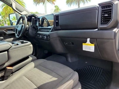 2025 Chevrolet Silverado 2500HD 4WD Crew Cab Standard Bed LT