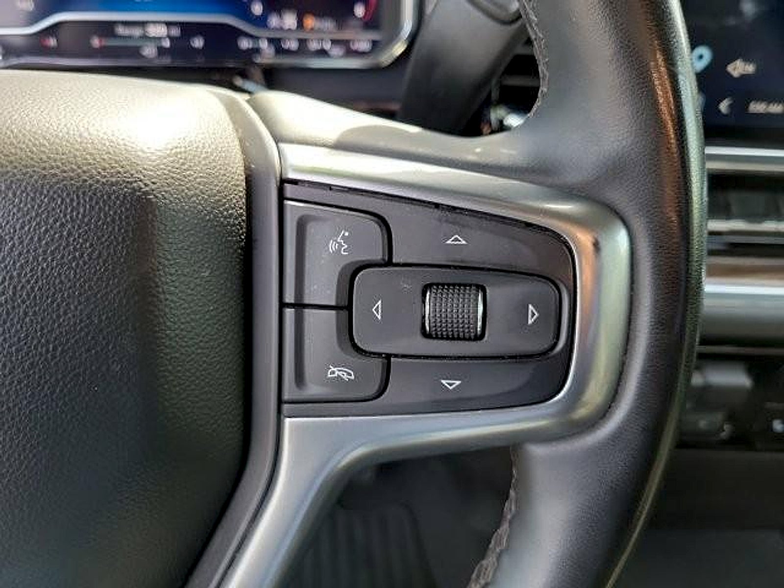 2025 Chevrolet Silverado 2500HD 4WD Crew Cab Standard Bed LT
