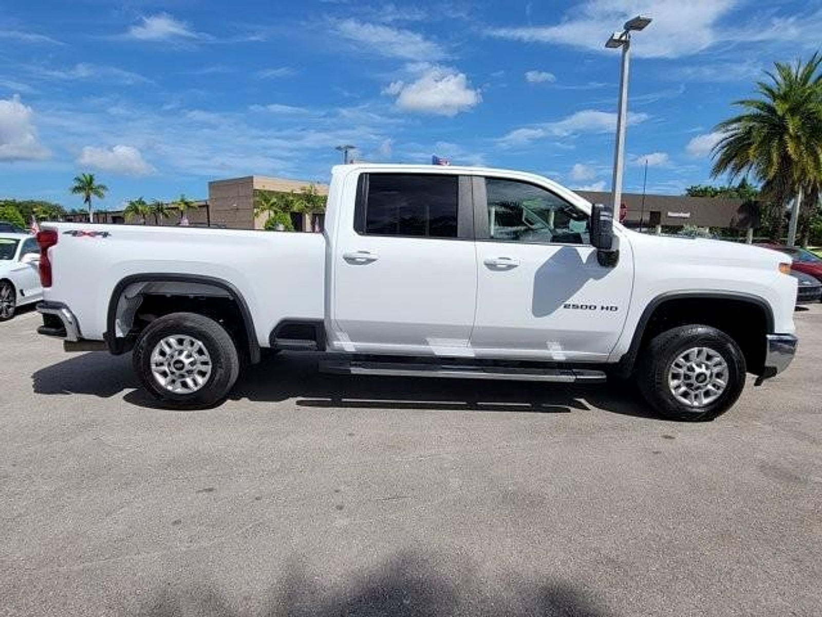 2025 Chevrolet Silverado 2500HD 4WD Crew Cab Standard Bed LT