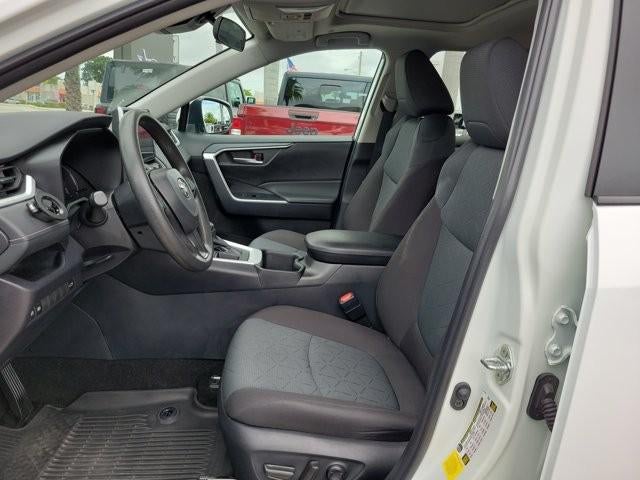 2025 Toyota RAV4 XLE FWD (GS)