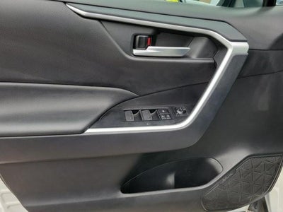 2025 Toyota RAV4 XLE FWD (GS)