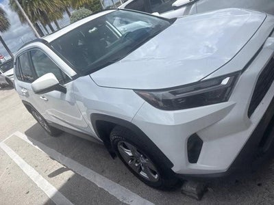 2025 Toyota RAV4 XLE FWD (GS)