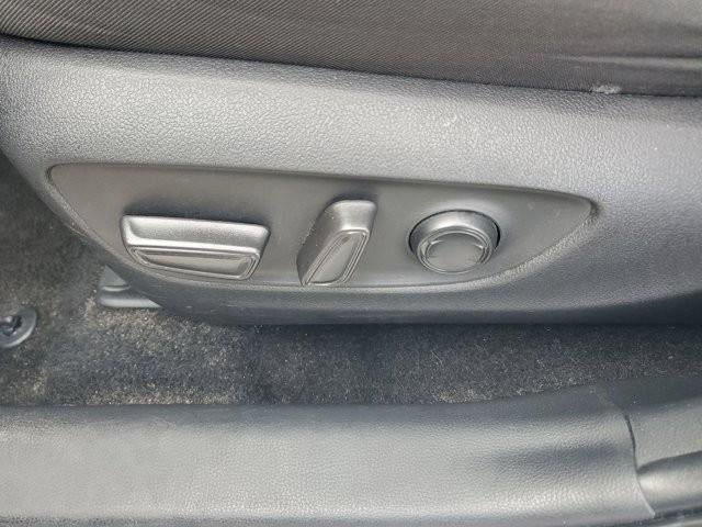 2024 Toyota RAV4 XLE FWD (GS)