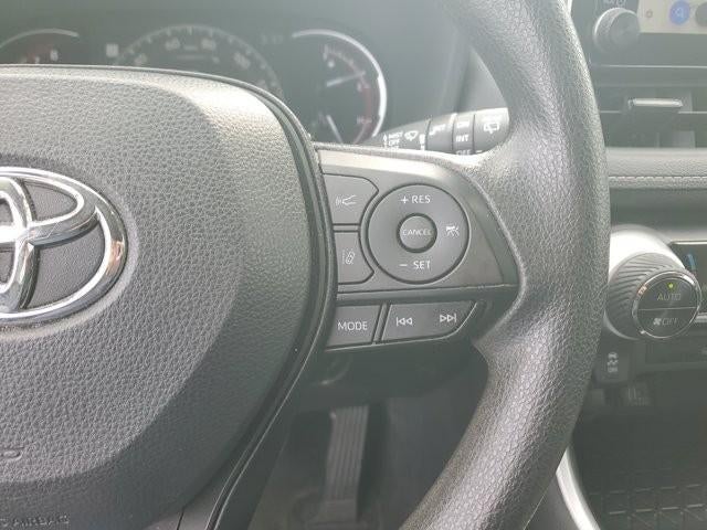 2024 Toyota RAV4 XLE FWD (GS)