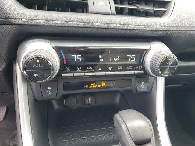 2024 Toyota RAV4 XLE FWD (GS)