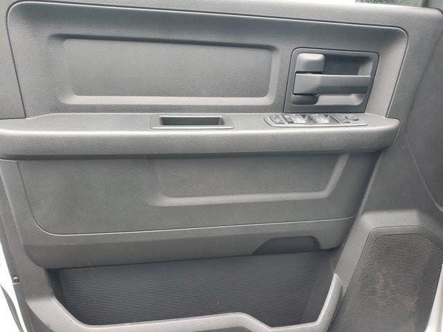 2022 RAM 3500 Tradesman 4x4 Crew Cab 8' Box