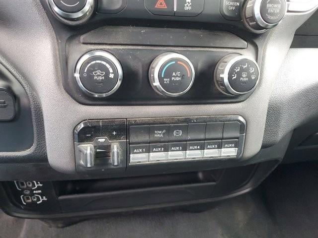 2022 RAM 3500 Tradesman 4x4 Crew Cab 8' Box