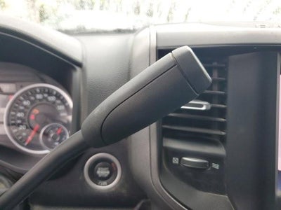 2022 RAM 3500 Tradesman 4x4 Crew Cab 8' Box