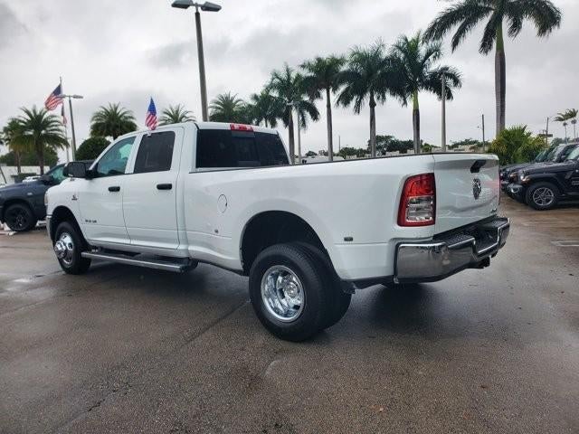 2022 RAM 3500 Tradesman 4x4 Crew Cab 8' Box