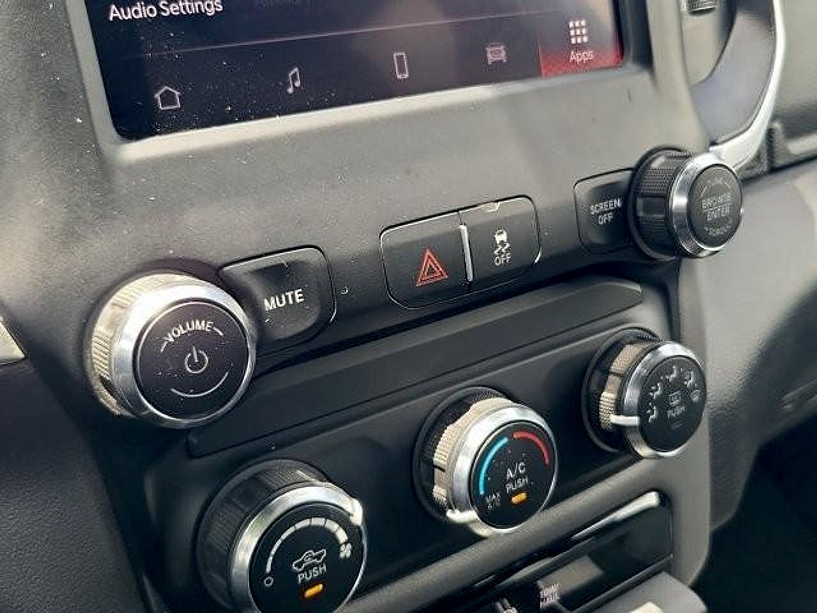 2024 RAM 3500 Big Horn Crew Cab 4x4 8' Box