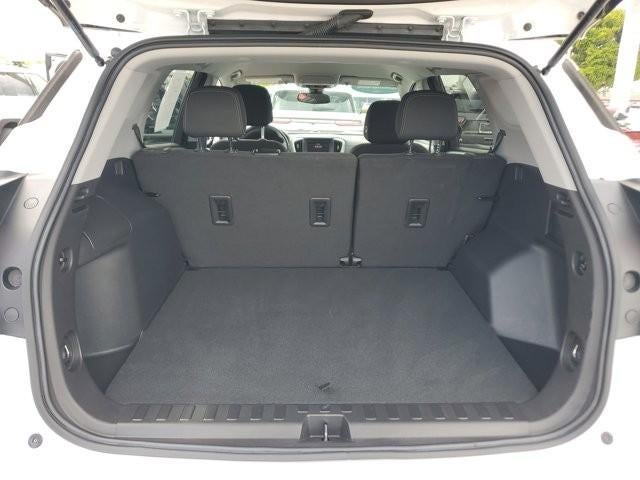 2024 GMC Terrain FWD 4dr SLE