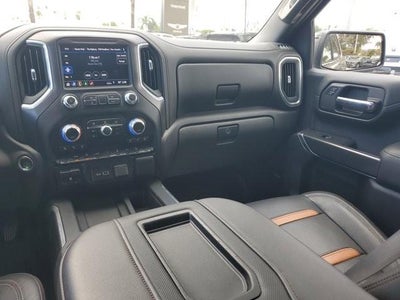 2019 GMC Sierra 1500 Crew Cab Short Box 4-Wheel Drive AT4