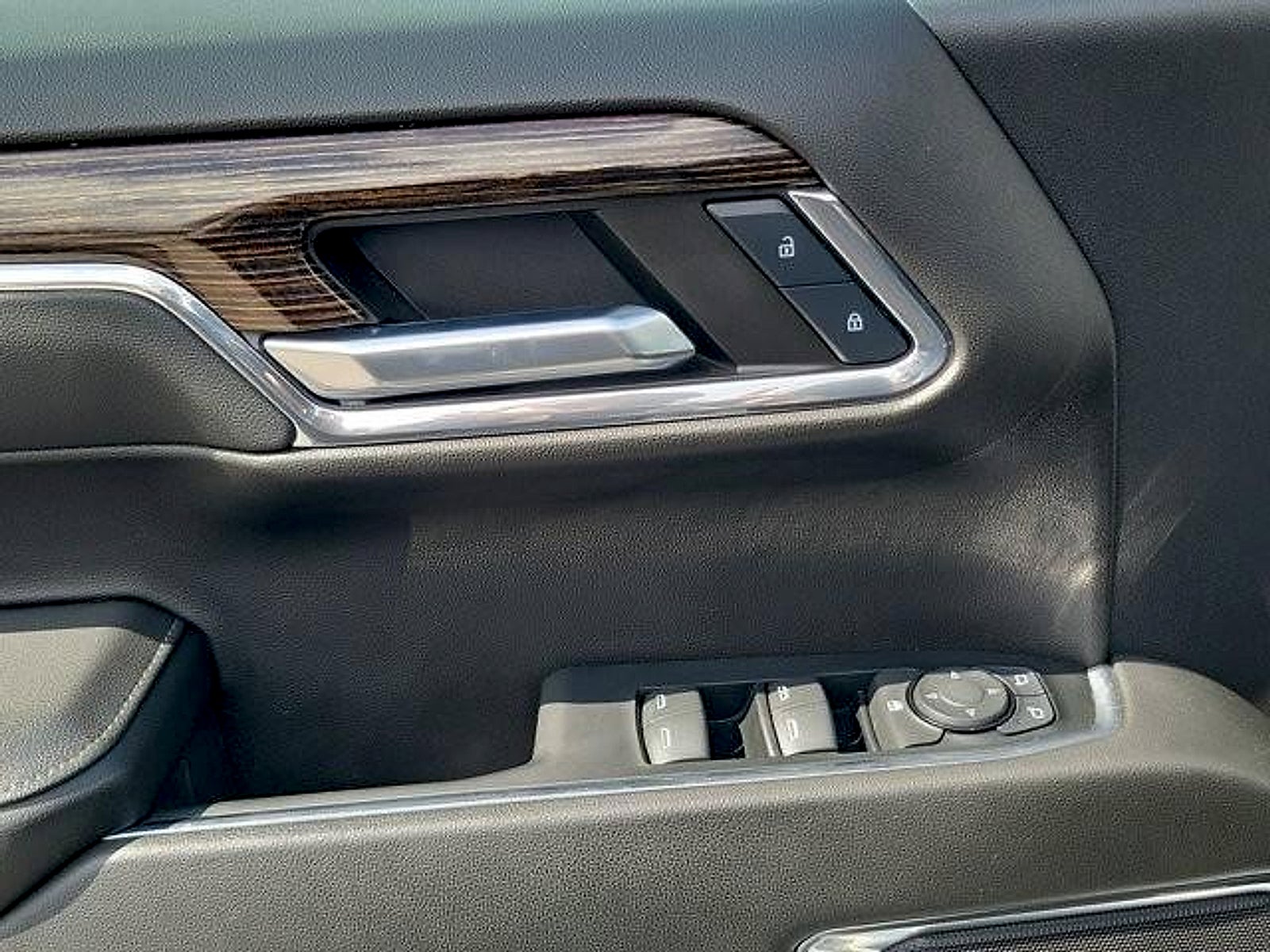 2024 GMC Sierra 1500 4WD Crew Cab Short Box Elevation with 3SB