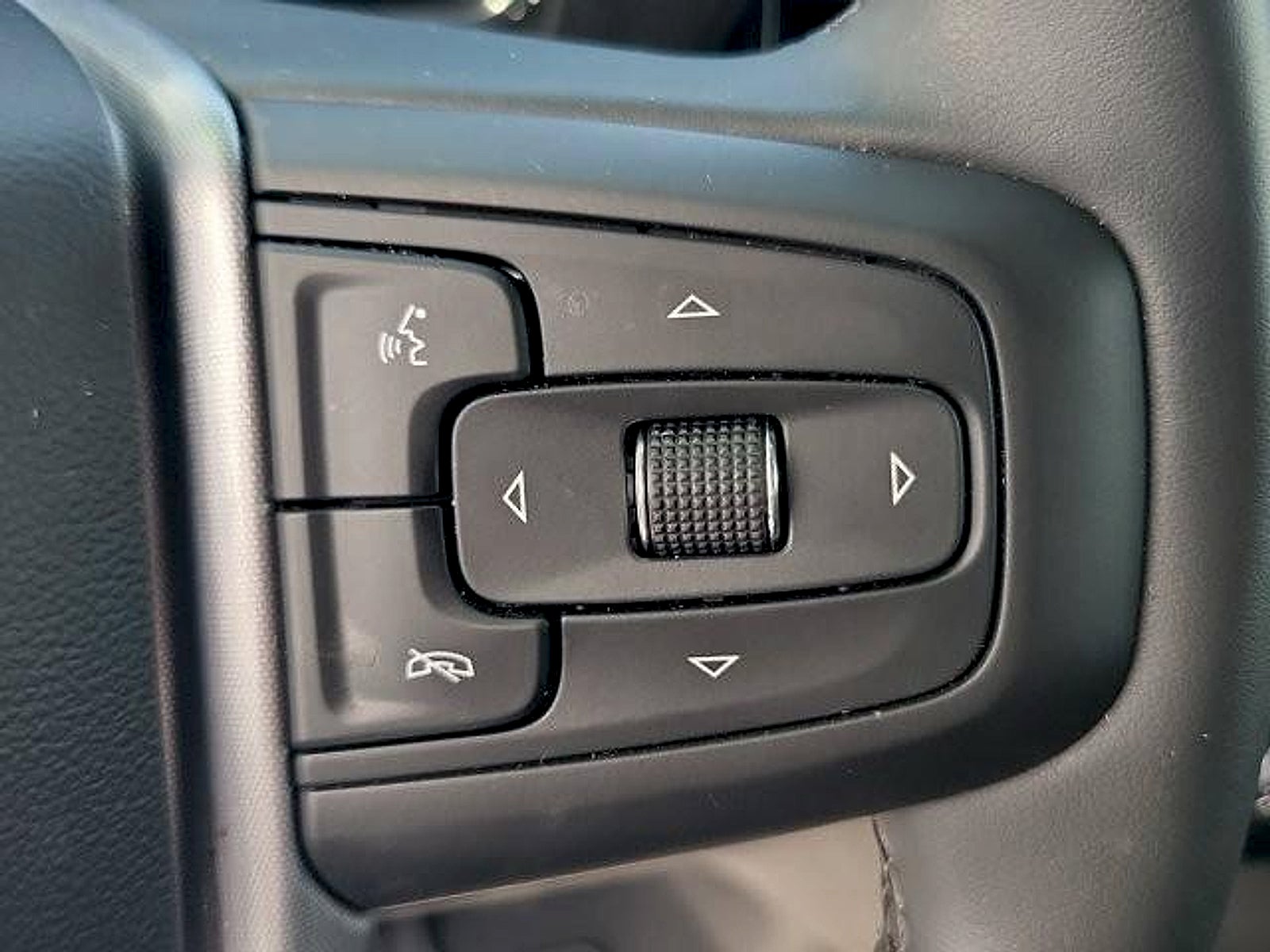 2024 GMC Sierra 1500 4WD Crew Cab Short Box Elevation with 3SB