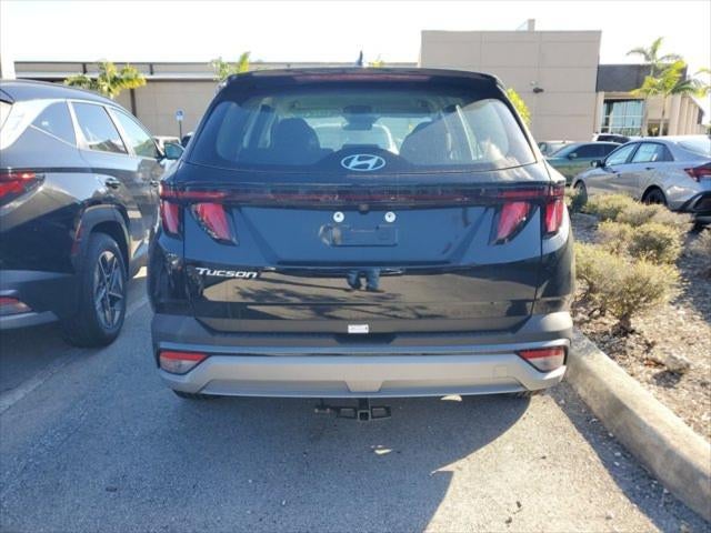 2025 Hyundai TUCSON SE FWD