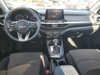 2023 Kia Forte LXS IVT