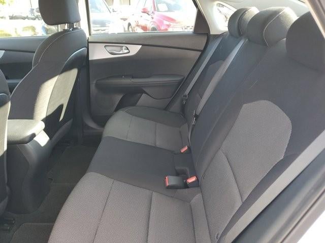 2023 Kia Forte LXS IVT