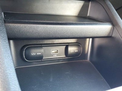 2023 Kia Forte LXS IVT