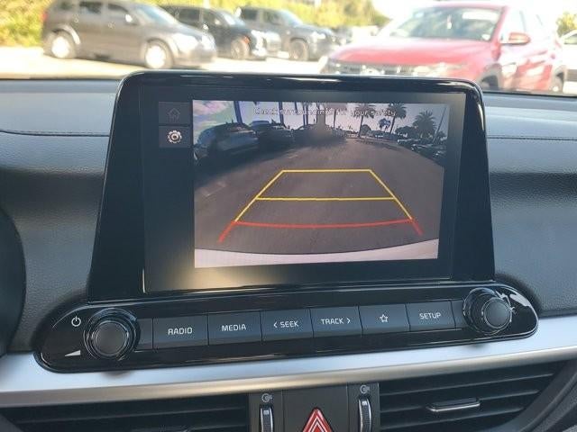 2023 Kia Forte LXS IVT