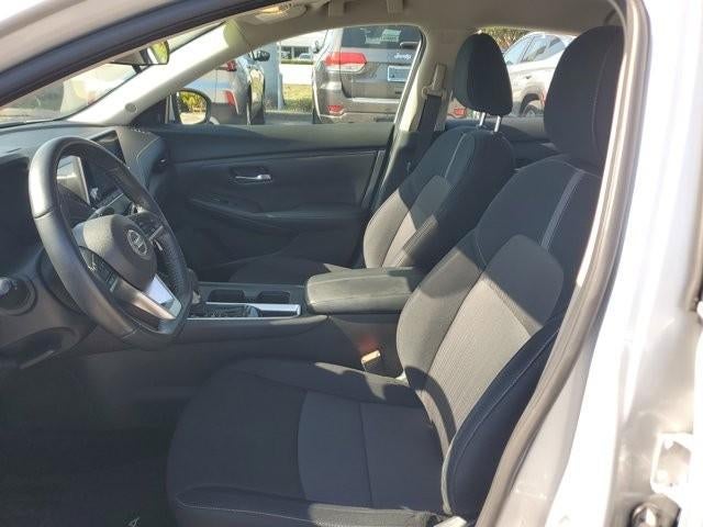 2022 Nissan Sentra SV CVT