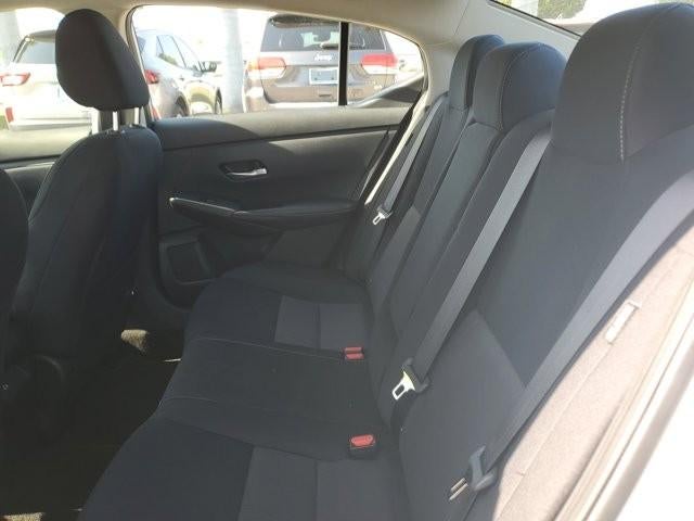 2022 Nissan Sentra SV CVT