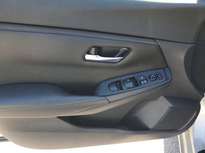 2022 Nissan Sentra SV CVT