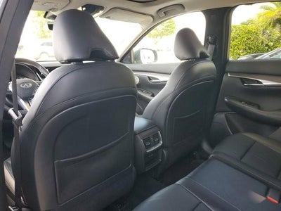 2023 INFINITI QX50 LUXE AWD