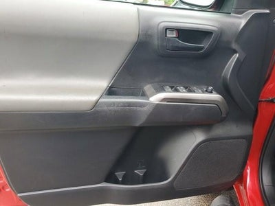 2023 Toyota Tacoma 2WD 2WD SR5 Double Cab 5' Bed V6 AT (GS)