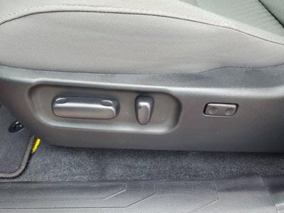 2023 Toyota Tacoma 2WD 2WD SR5 Double Cab 5' Bed V6 AT (GS)