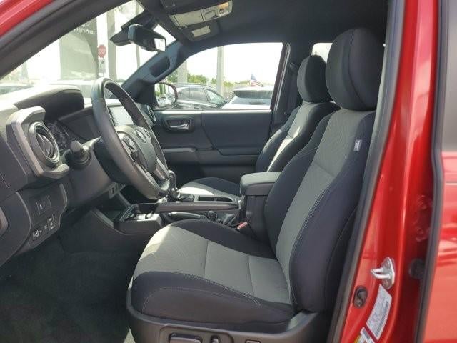 2023 Toyota Tacoma 2WD 2WD SR5 Double Cab 5' Bed V6 AT (GS)