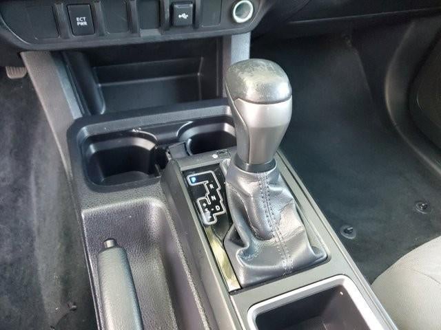 2023 Toyota Tacoma 4WD 4WD SR Double Cab 5' Bed V6 AT (GS)