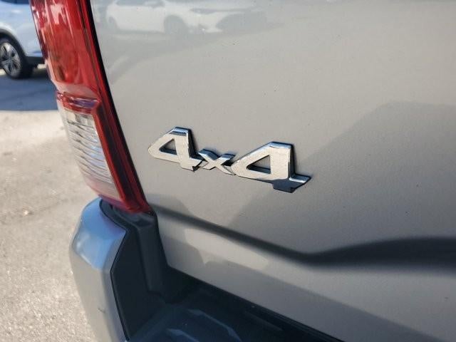 2023 Toyota Tacoma 4WD 4WD SR Double Cab 5' Bed V6 AT (GS)