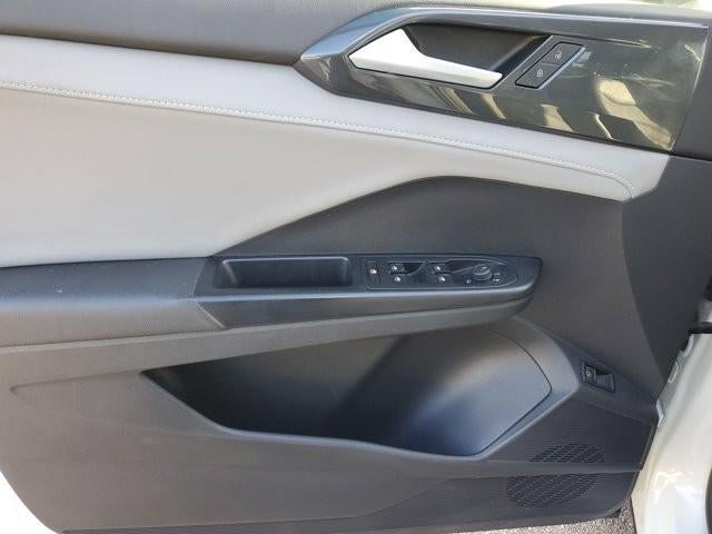 2022 Volkswagen Taos SEL FWD